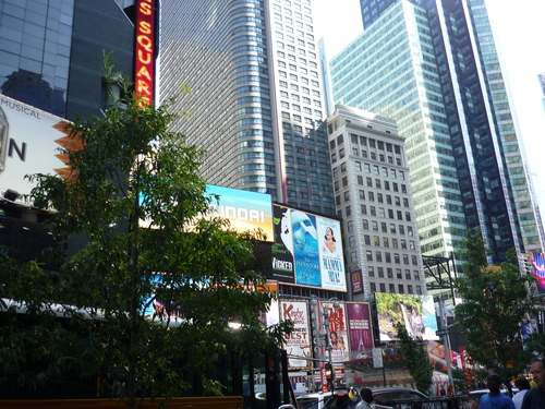 Times square2