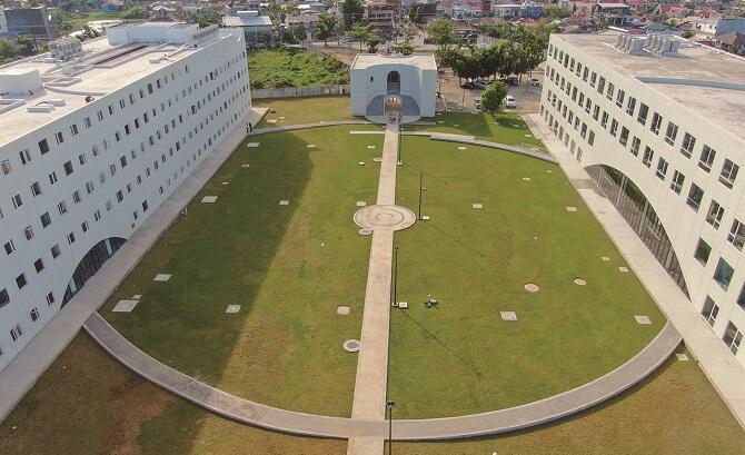 大学附属の語学コースで国際交流を楽しみながら学ぶ