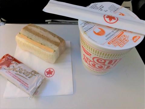 003_480_flightmeal.jpg