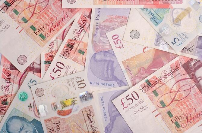 イギリスの賃金・税制度