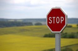 red-stop-sign-39080.jpg