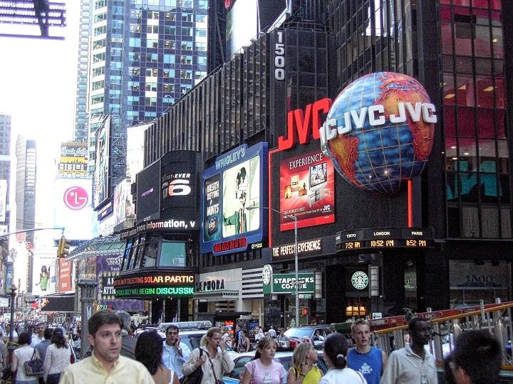 憧れのセレブと鉢合わせ Nyファッション ウィーク ニュース 留学するなら留学ジャーナル