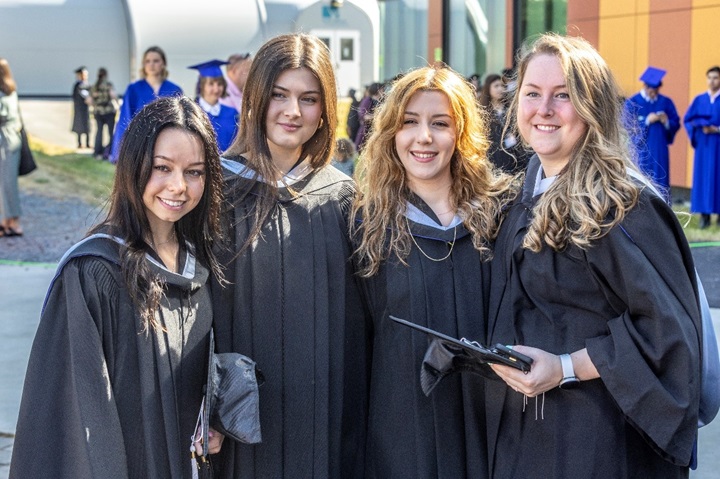 Camosun College卒業生