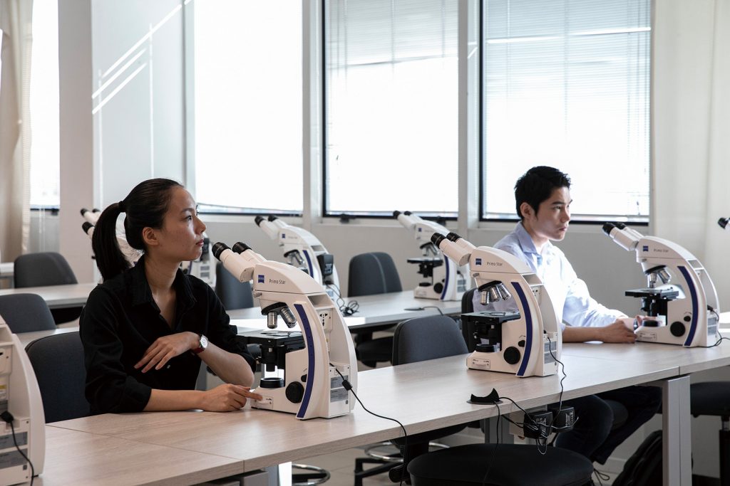 医学生の授業中のようす